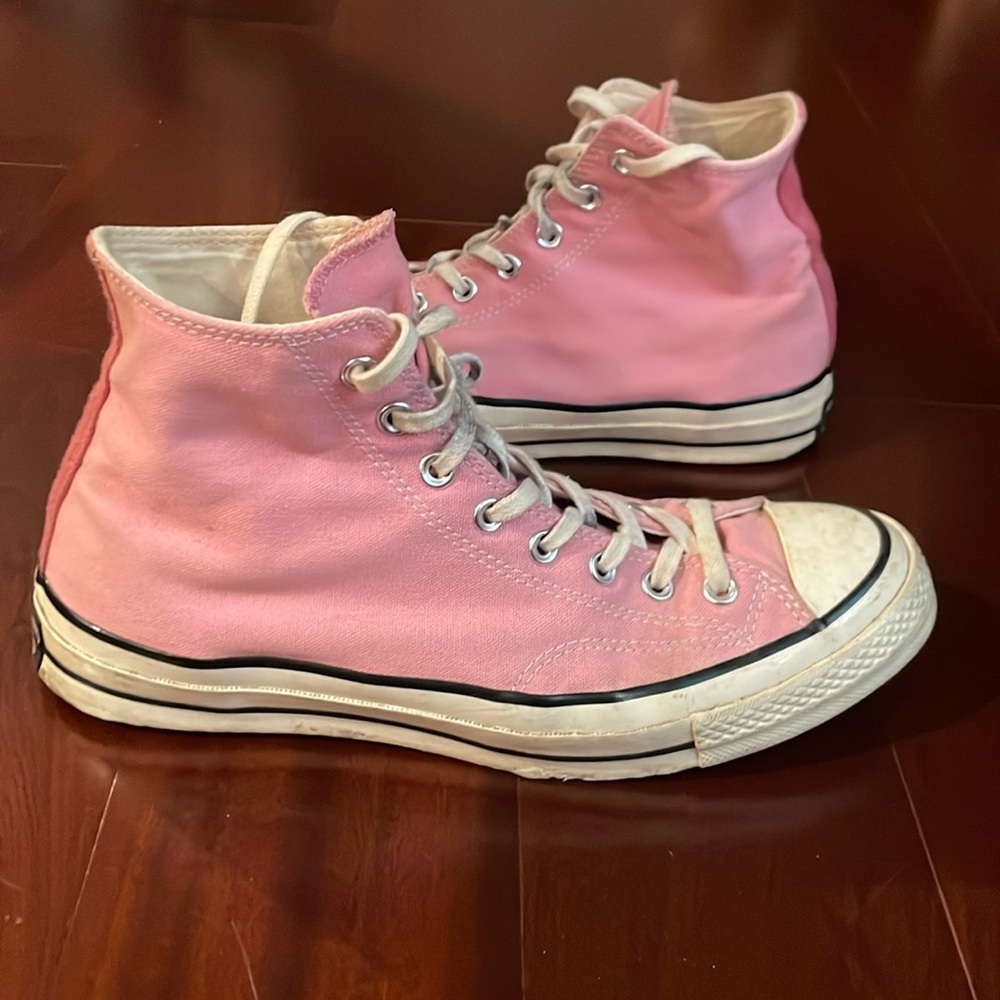 CONVERSE All Star Classic Style Chuck Taylor- Light Pink- M Size 9.5